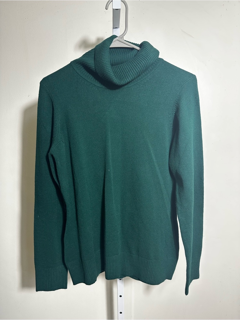 P166. French Connection Forest Green Cowl Neck Knit Sweater Women’s XL